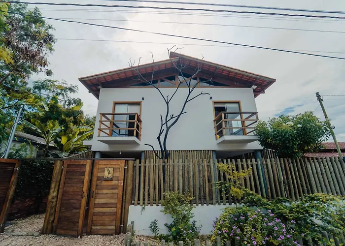 Tronco do Ipê Hospedagem Alto Paraíso de Goiás